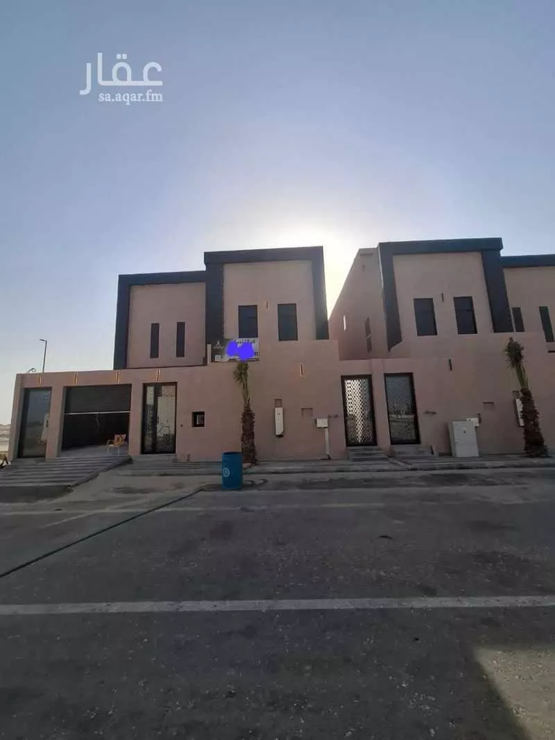 فيلا 9 غرف في الامواج