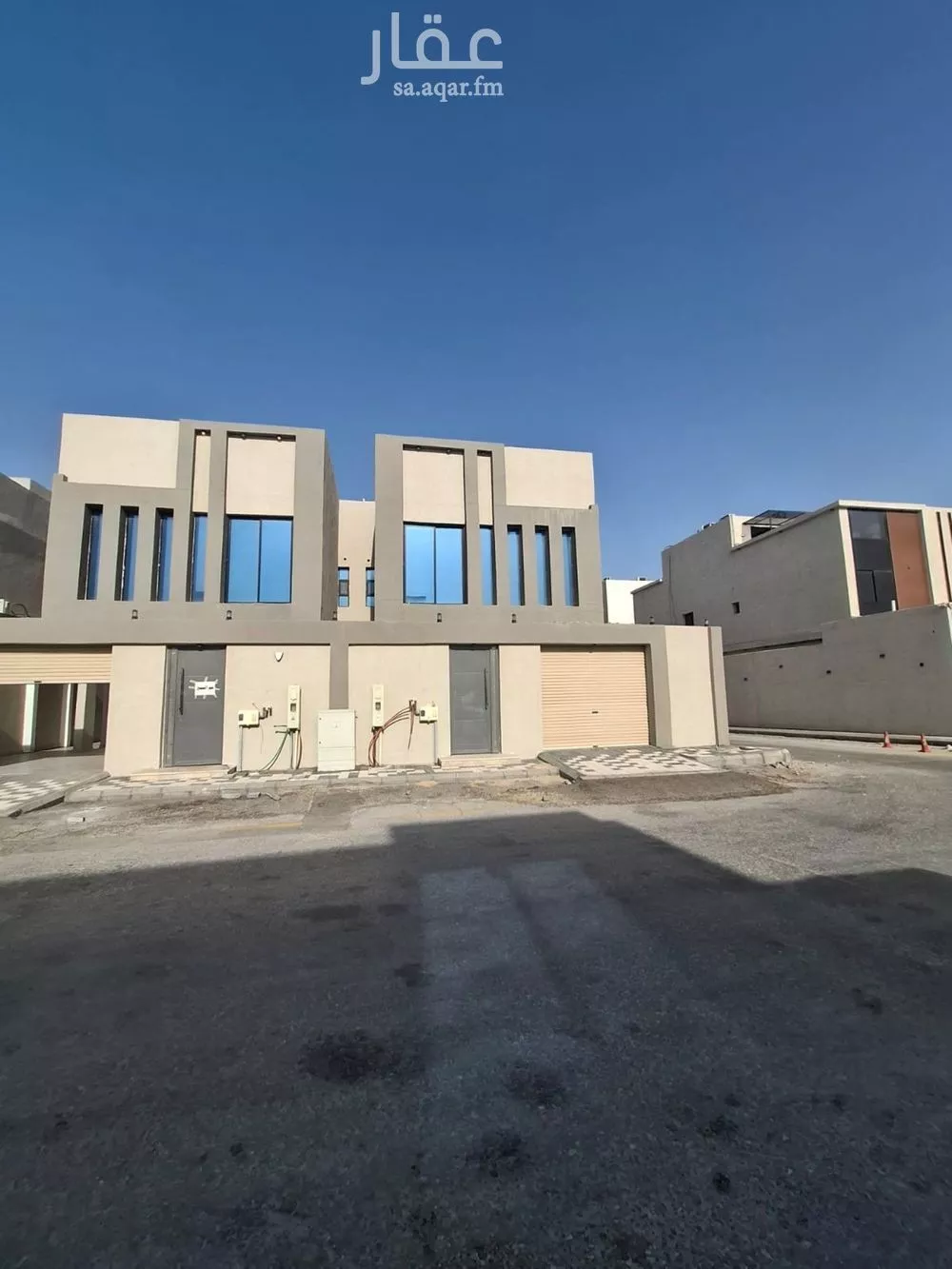 فيلا 7 غرف في الامواج