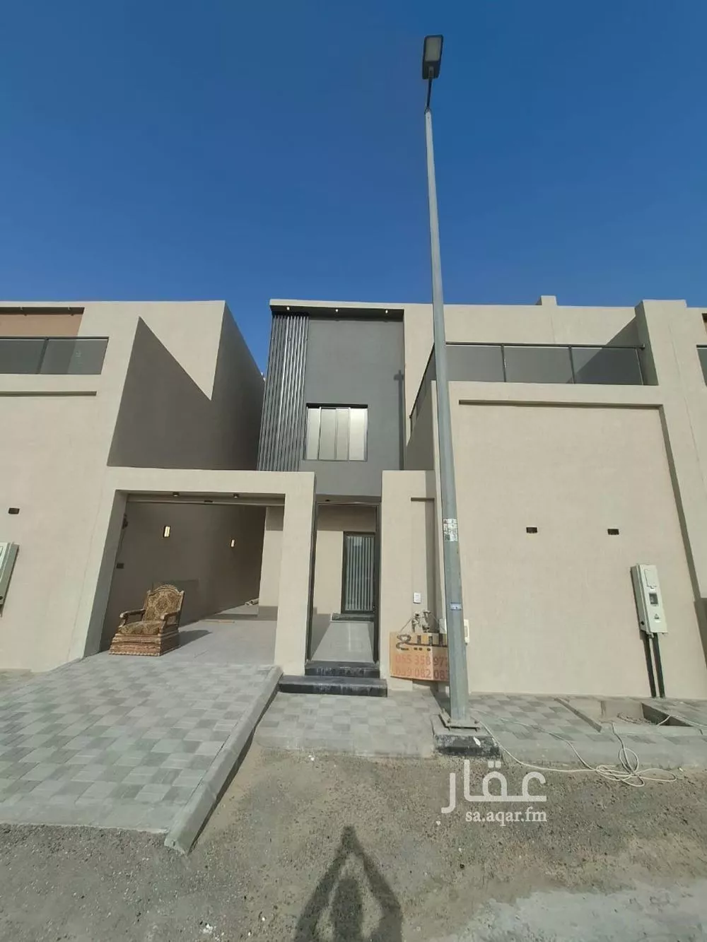 فيلا 7 غرف في الامواج 1