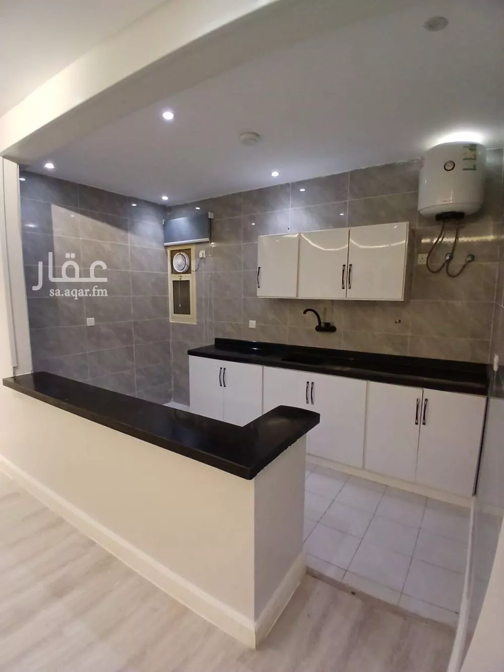 1 bedroom apartment in Al Falah 2