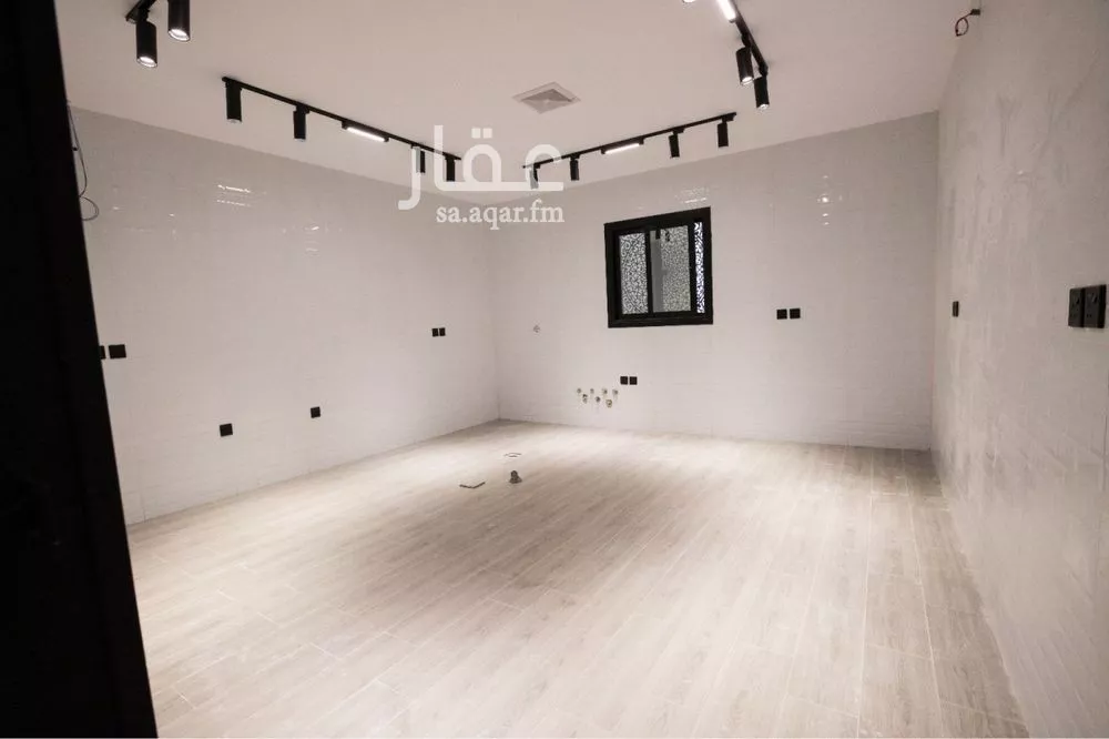 عمارة 400 م² في الزهرة 4