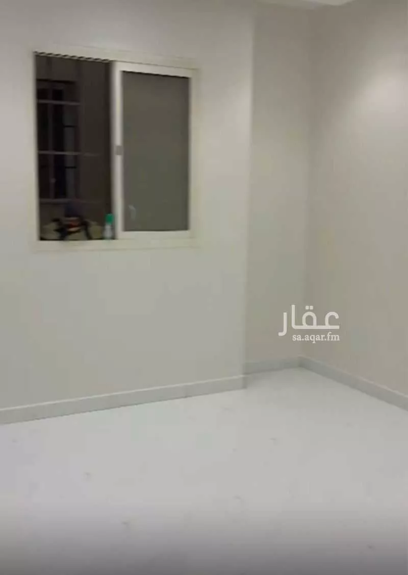 شقة 3 غرف في الرمال 1