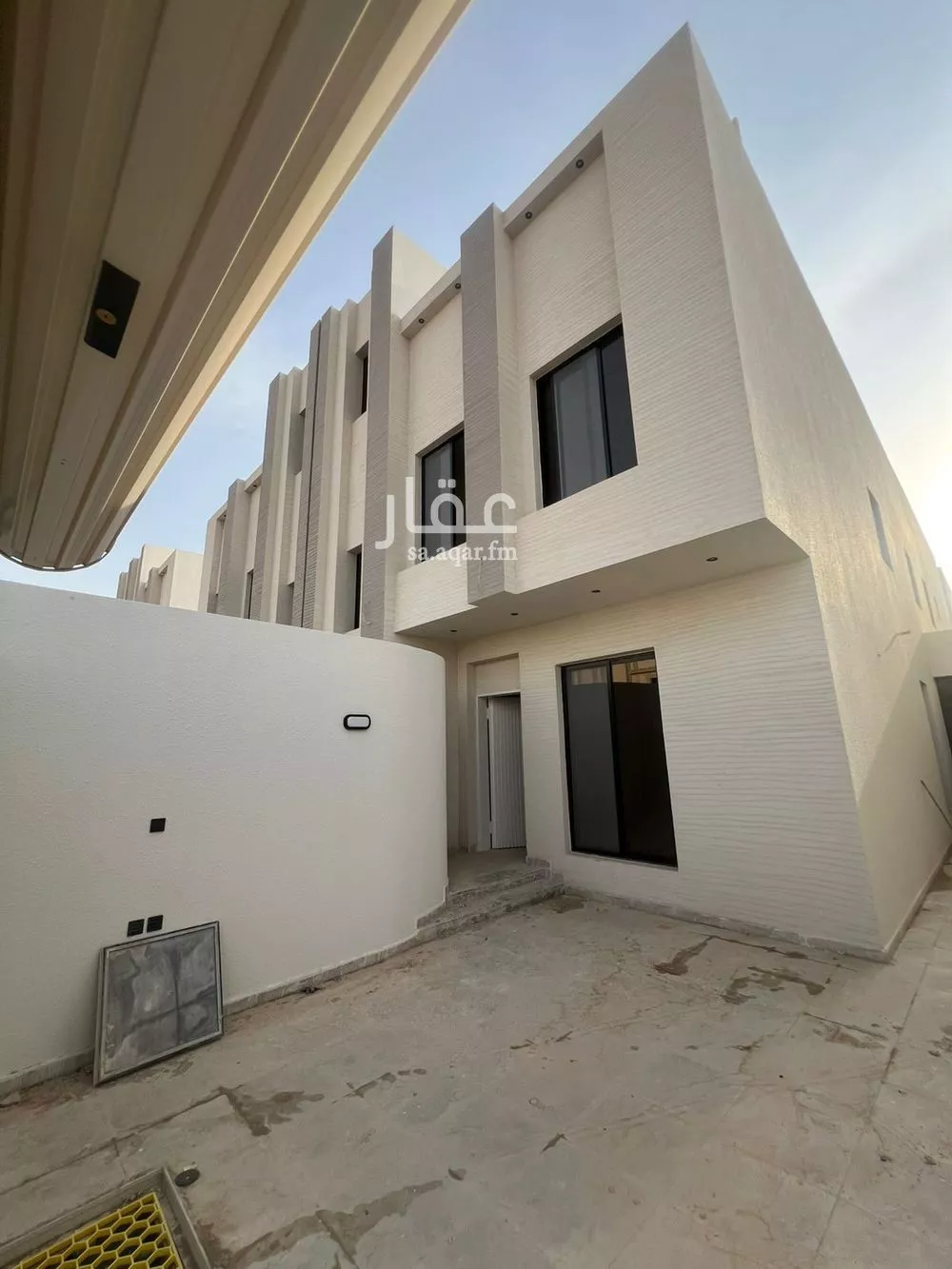 4 bedroom floor in Okaz 4