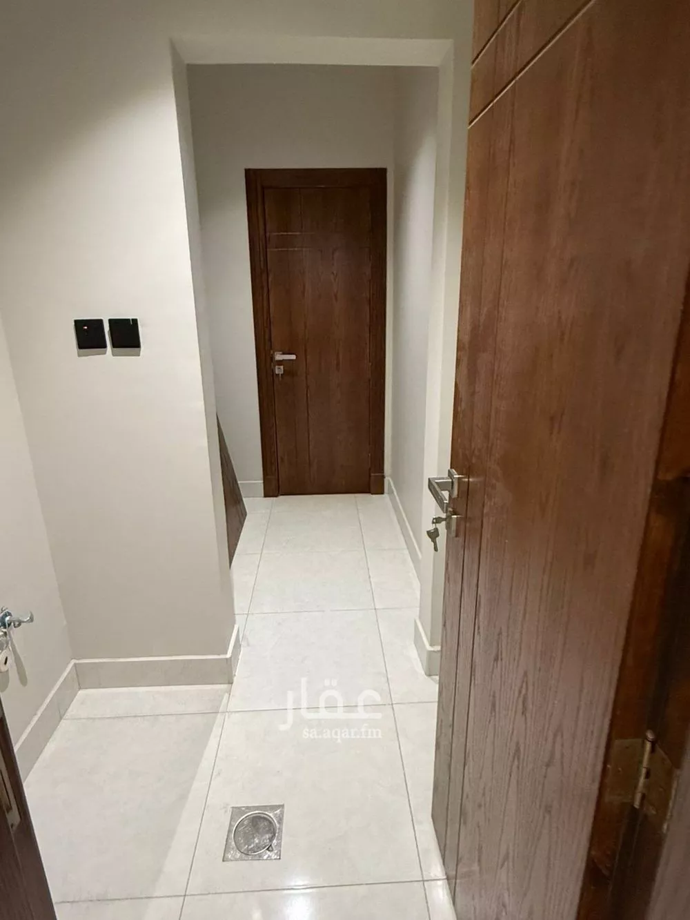 شقة 3 غرف في الحمرا 5