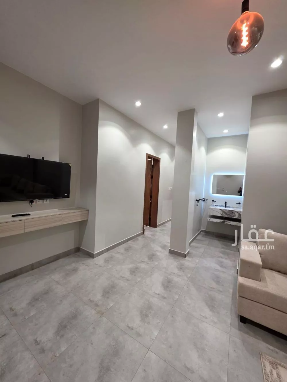 شقة 2 غرف في الثقبة 4