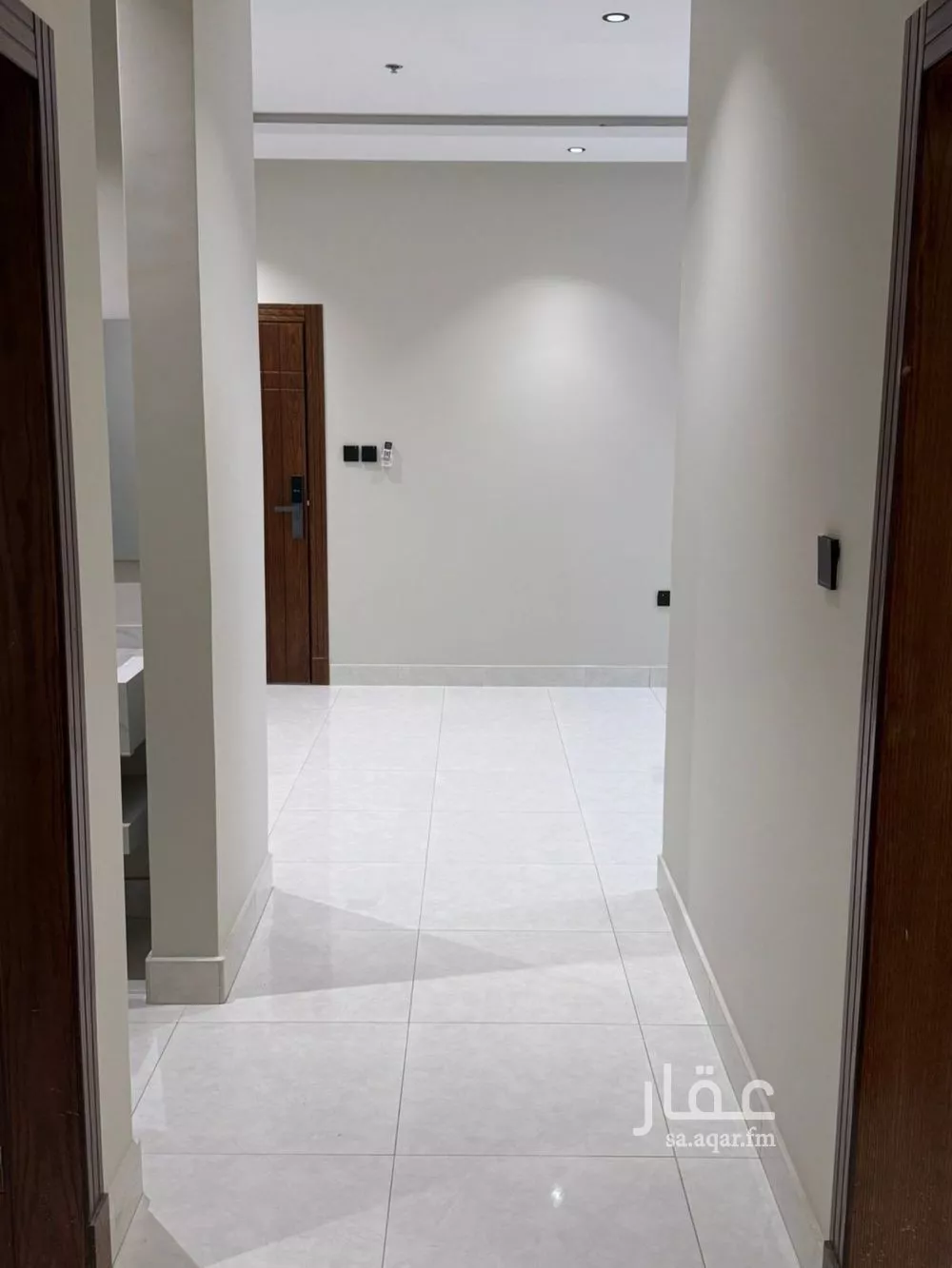 شقة 3 غرف في الحمرا 1