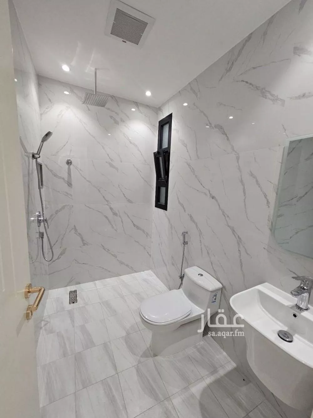 شقة 2 غرف في النرجس 5