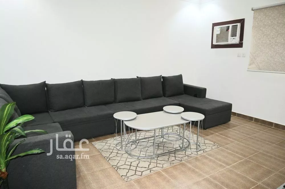 4 bedroom apartment in Al Aqiq 3