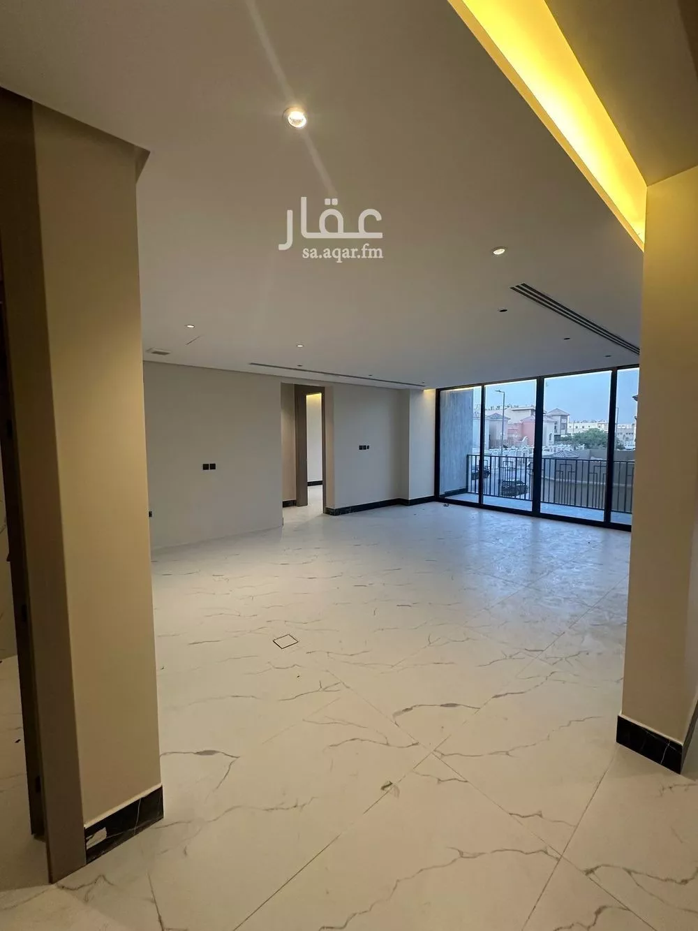 شقة 5 غرف في الشاطئ الغربي 4