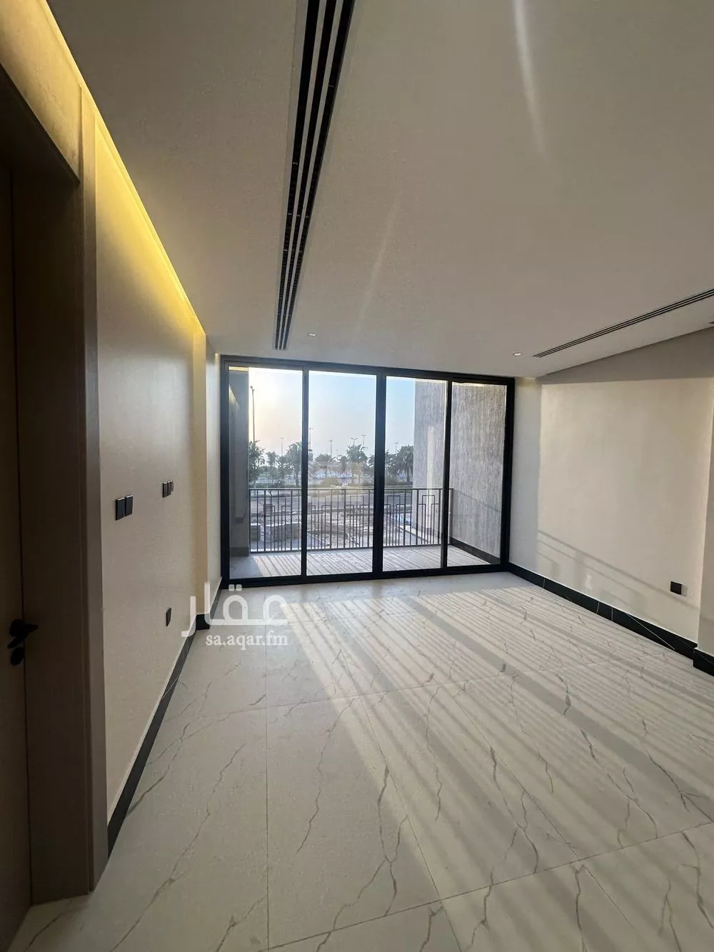 شقة 5 غرف في الشاطئ الغربي 3