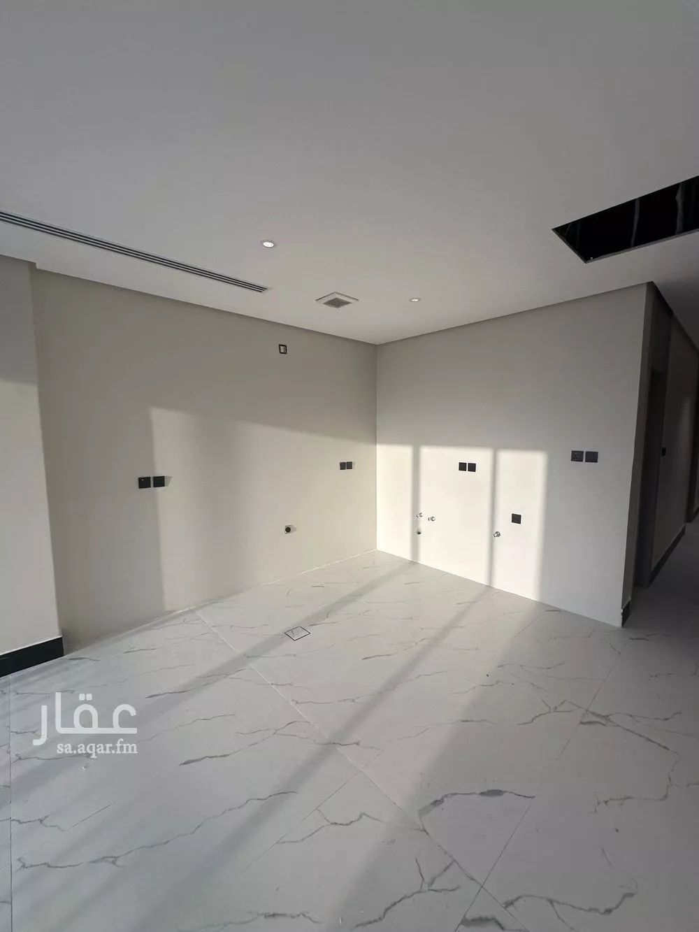 شقة 5 غرف في الشاطئ الغربي 4