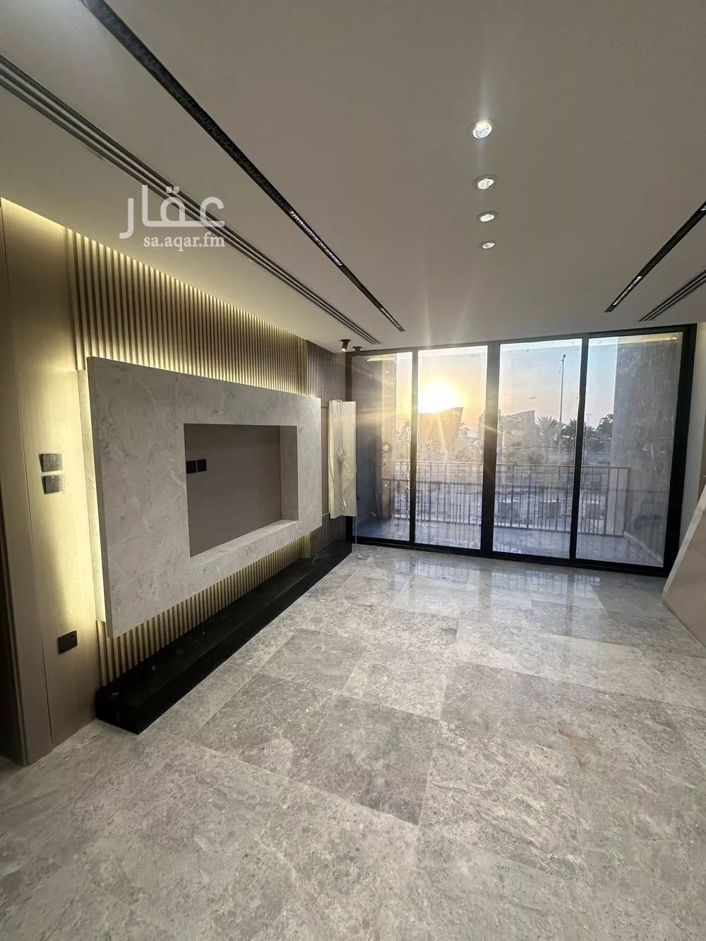 شقة 5 غرف في الشاطئ الغربي 3