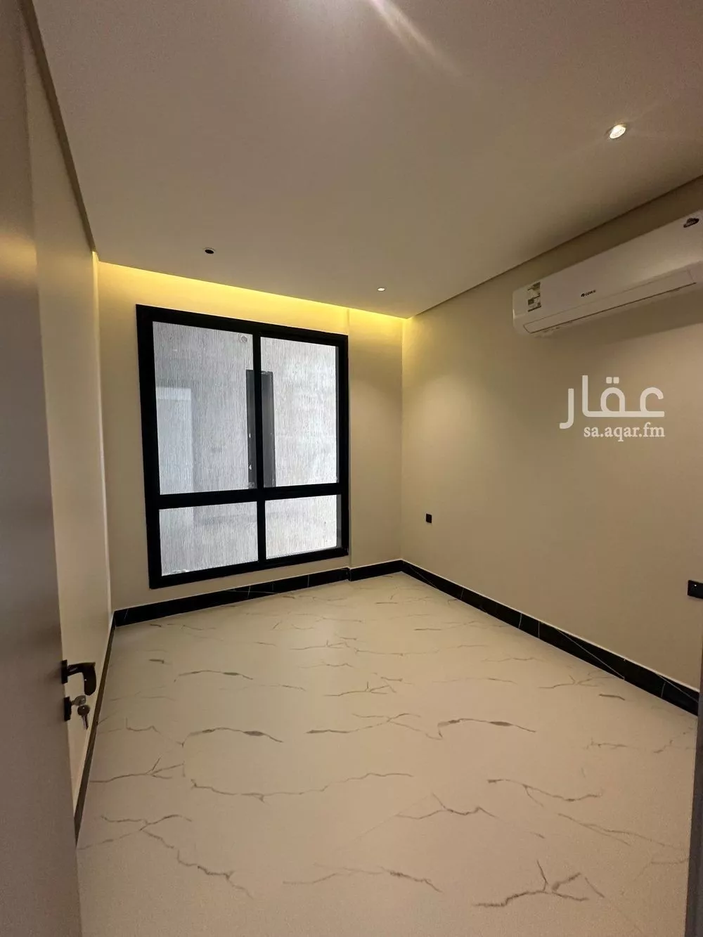 5 bedroom apartment in Ash Shati Al Gharbi 3