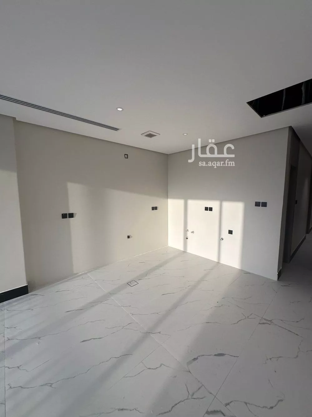 شقة 5 غرف في الشاطئ الغربي 2