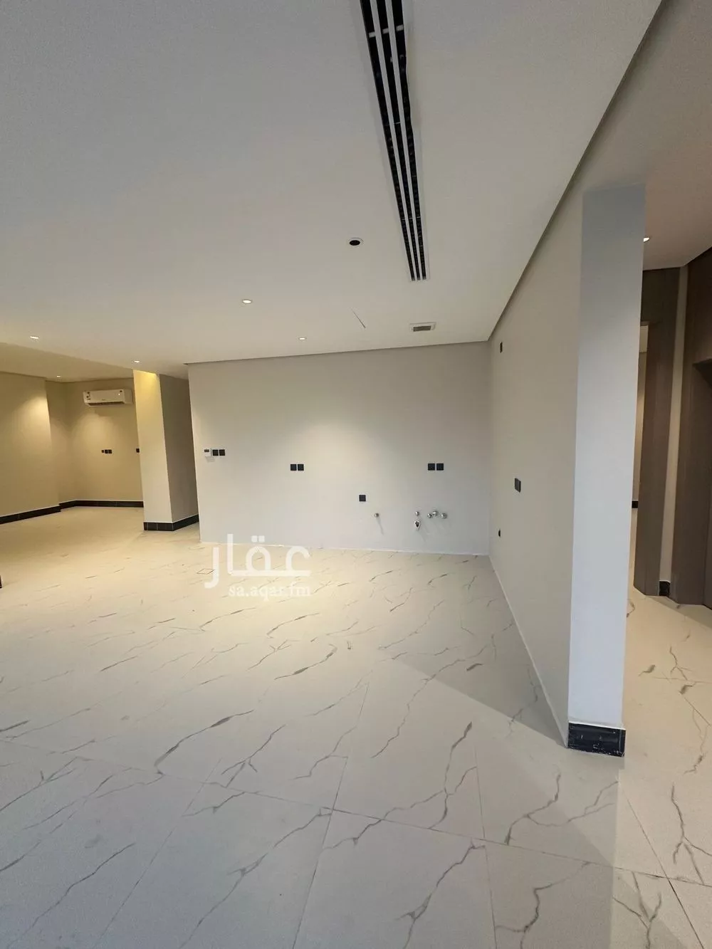 شقة 5 غرف في الشاطئ الغربي 3