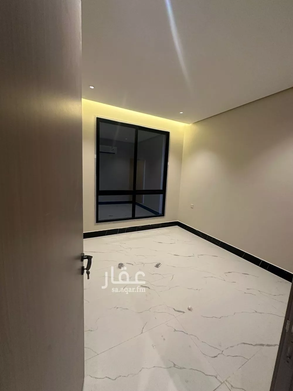 شقة 5 غرف في الشاطئ الغربي 3