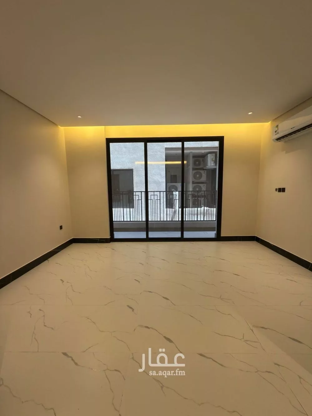 شقة 5 غرف في الشاطئ الغربي 5