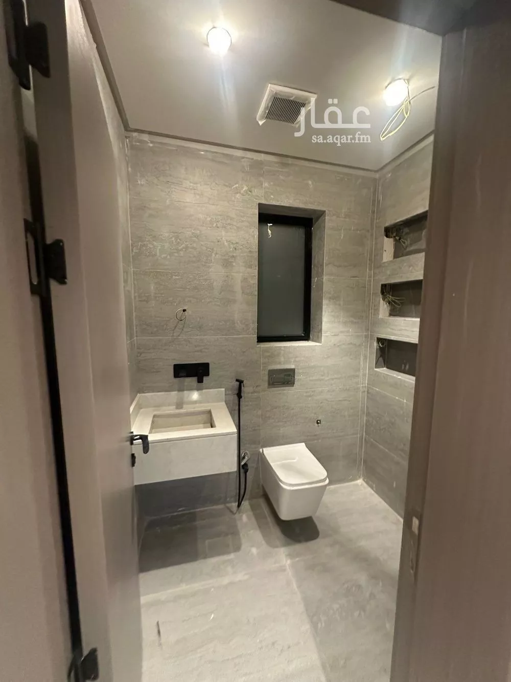 شقة 5 غرف في الشاطئ الغربي 3