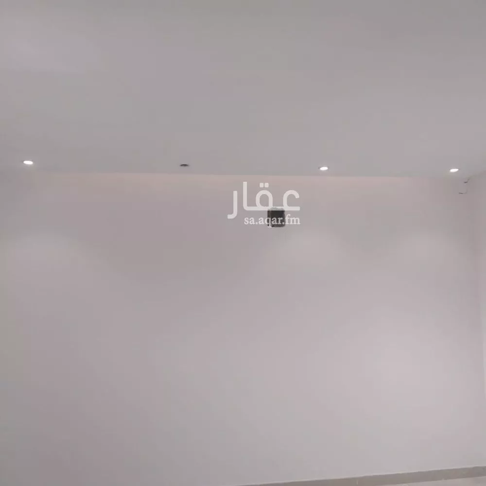 شقة 3 غرف في النخيل 4