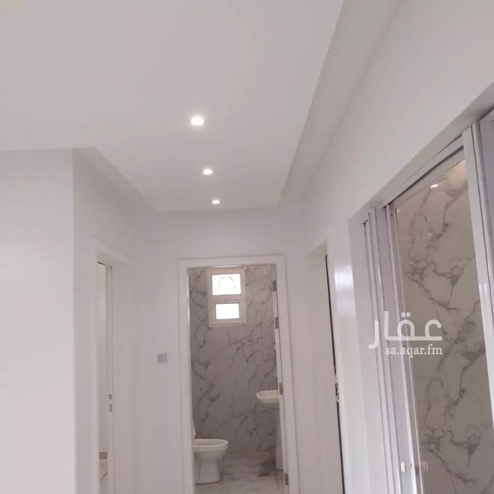 شقة 3 غرف في النخيل 2