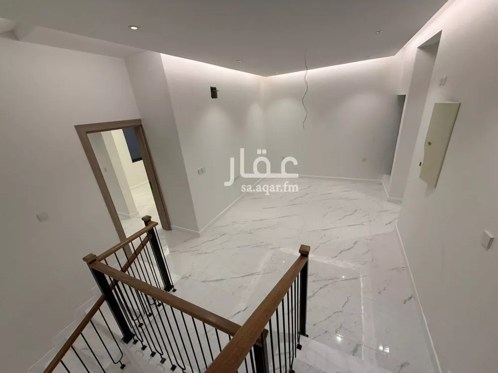 فيلا 5 غرف في القصور 4