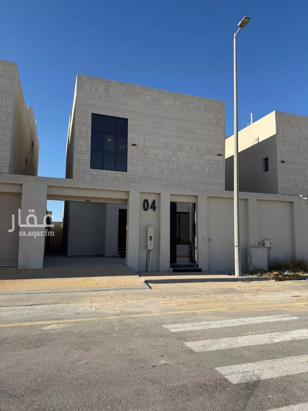 فيلا 4 غرف في الفنار 1