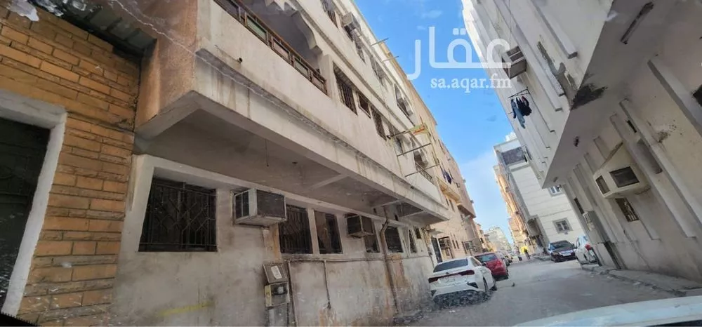 325 sqm building in Al Badiyah 2