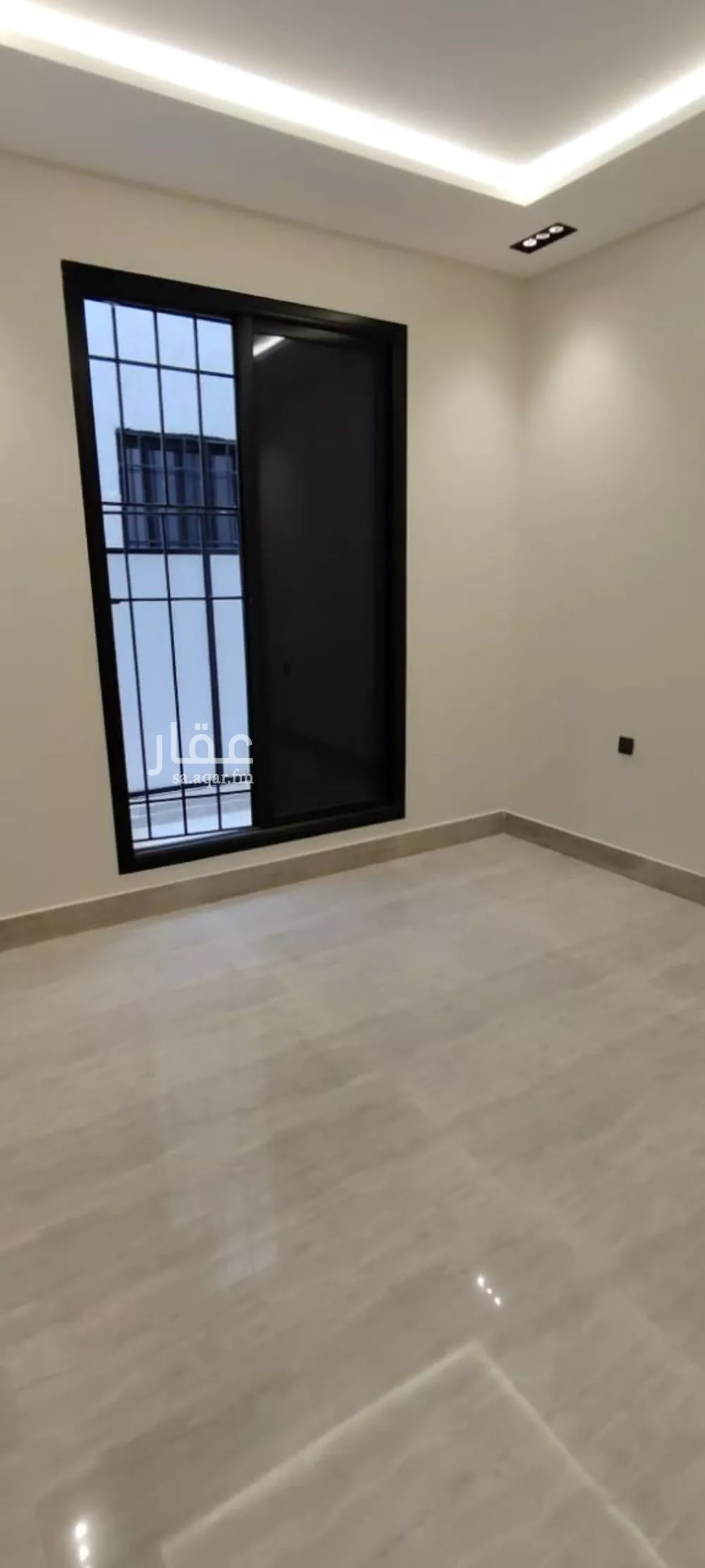 شقة 5 غرف في الرمال 2