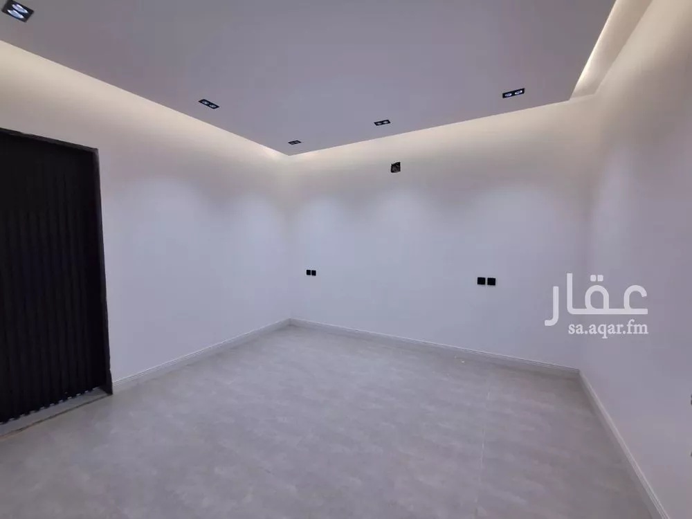 6 bedroom villa in Dhahrat Laban 2