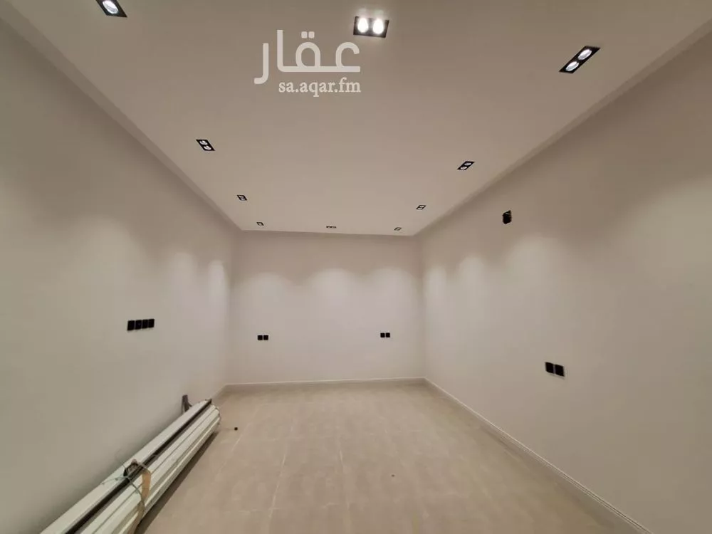 6 bedroom villa in Dhahrat Laban 4