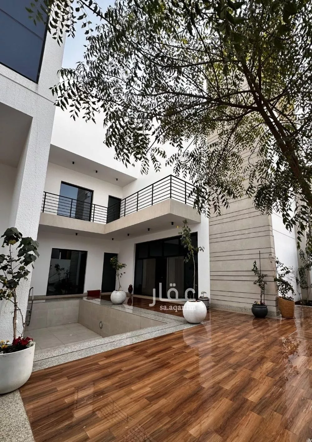 فيلا 8 غرف في النرجس 5