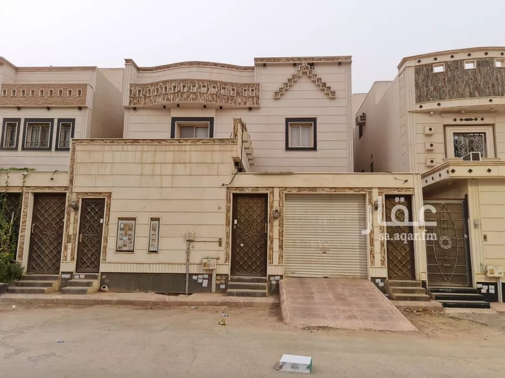 فيلا 12 غرف في الرمال 1