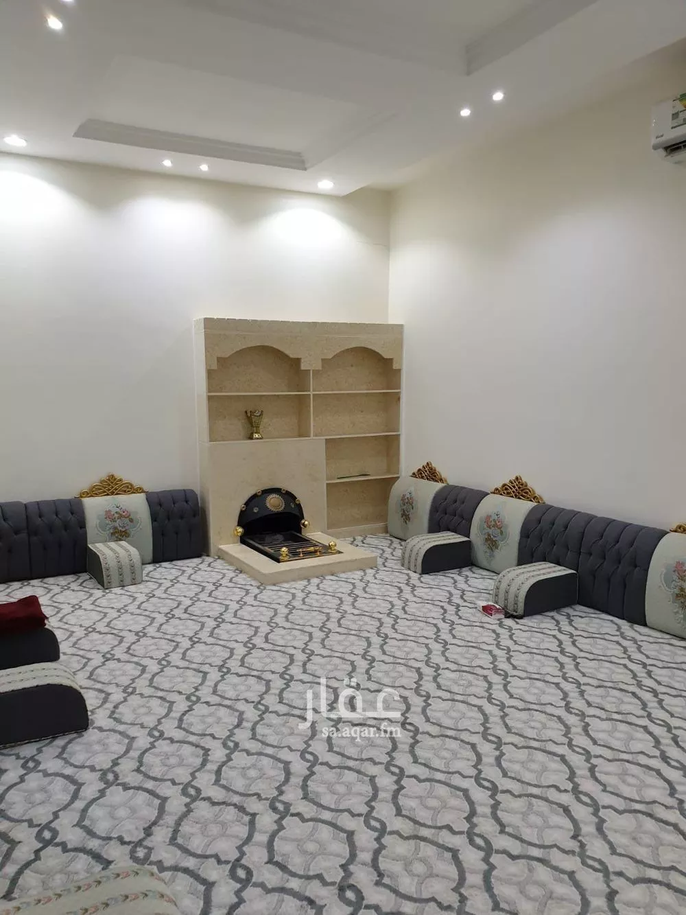 شقة 7 غرف في القادسية 5