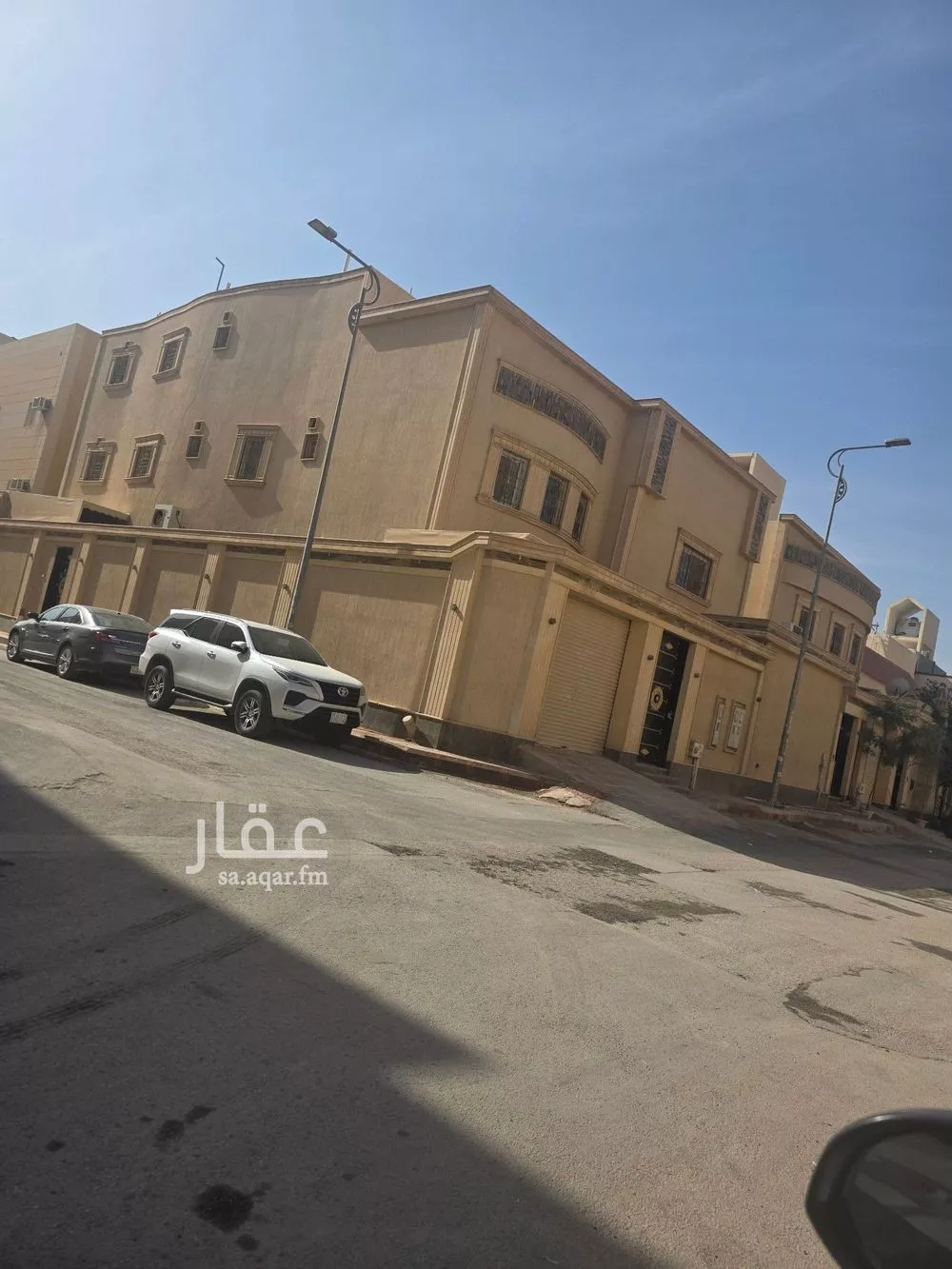 فيلا 8 غرف في المونسية