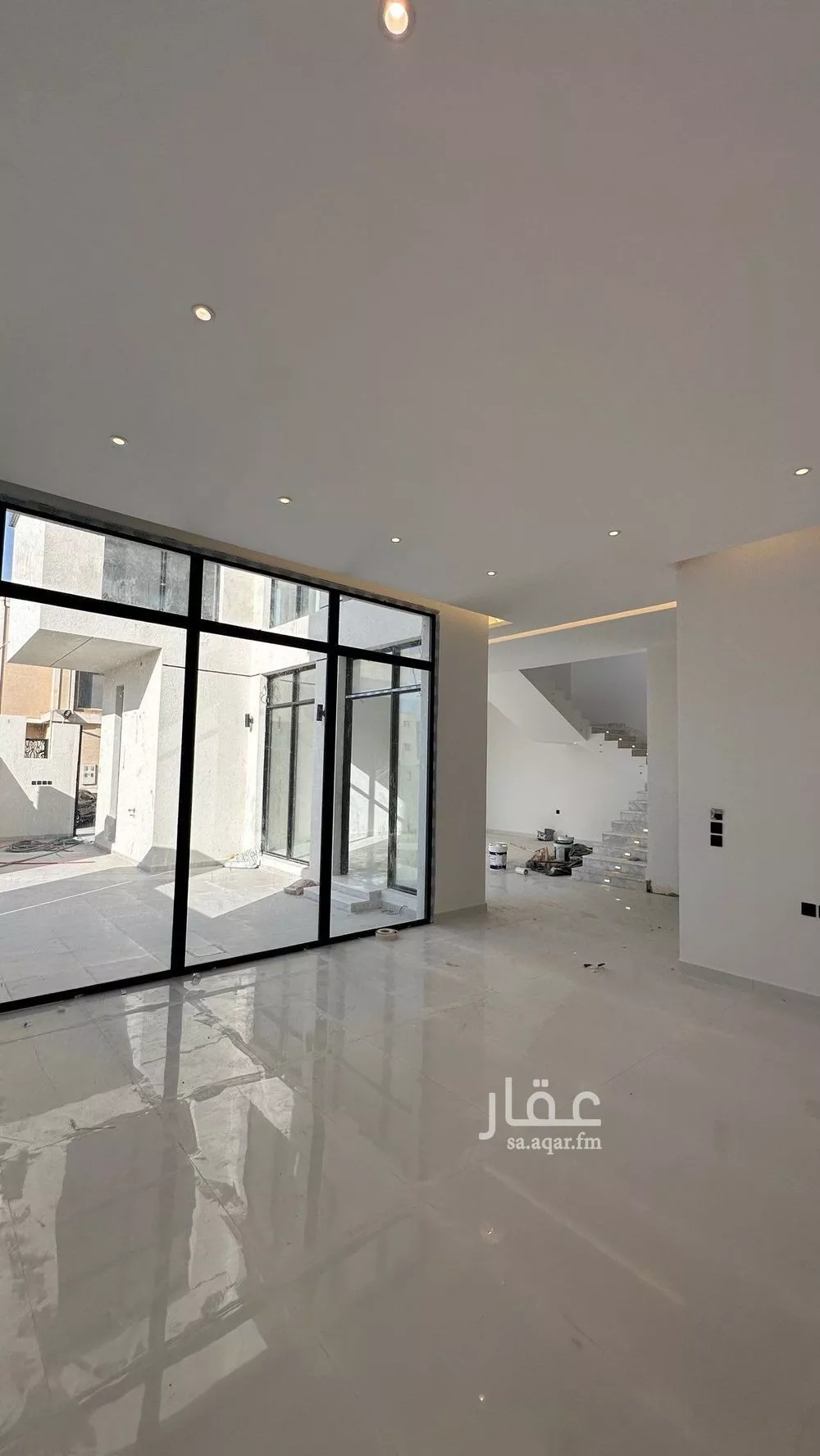 فيلا 6 غرف في المهدية 4