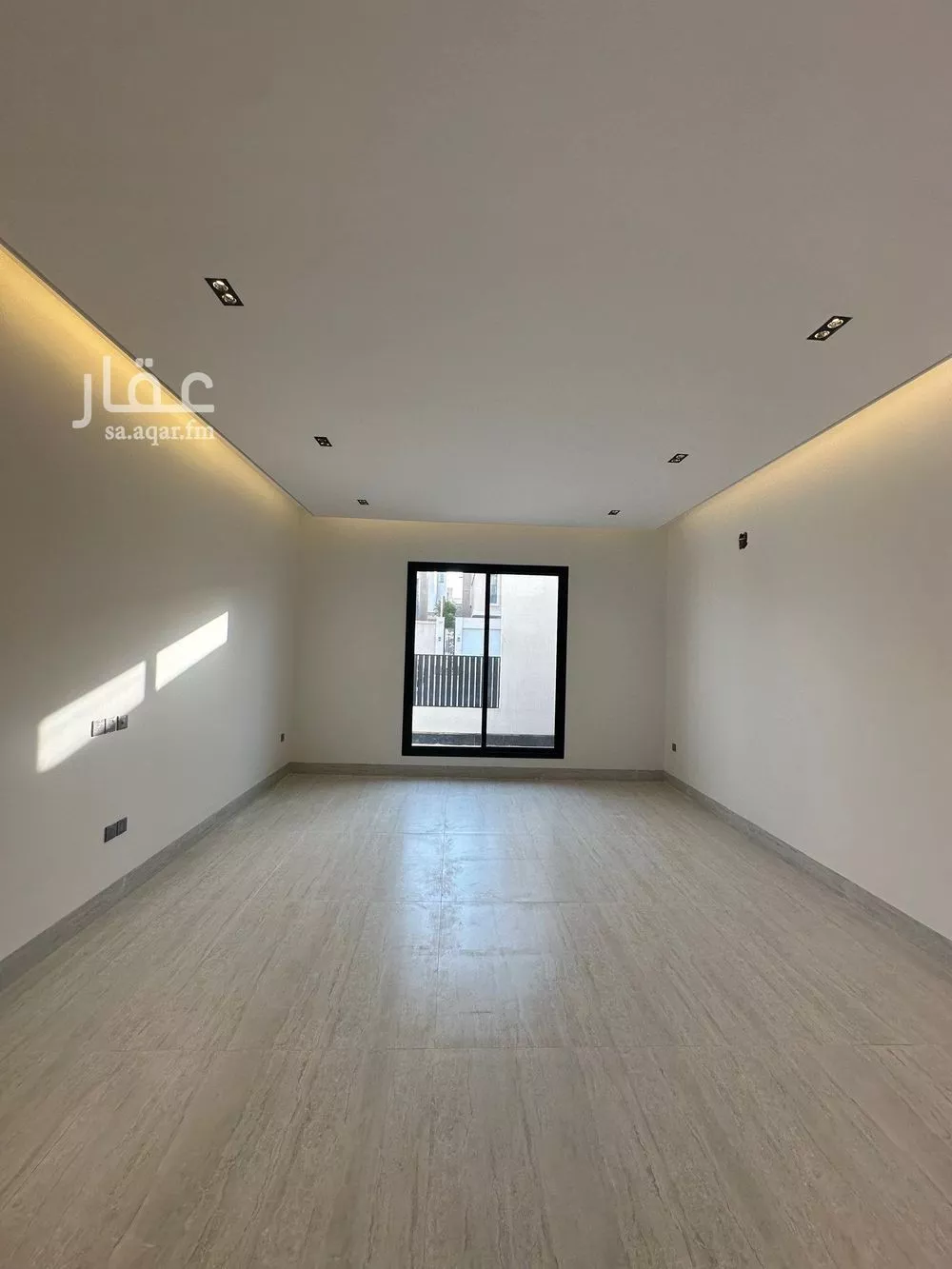 فيلا 7 غرف في المهدية 4