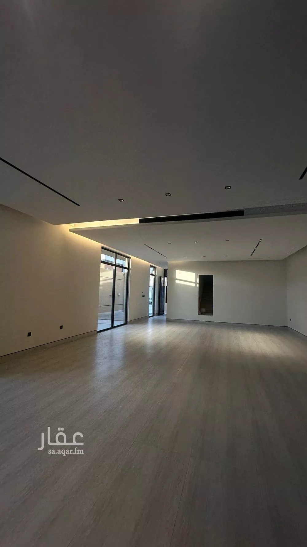 فيلا 7 غرف في المهدية 5