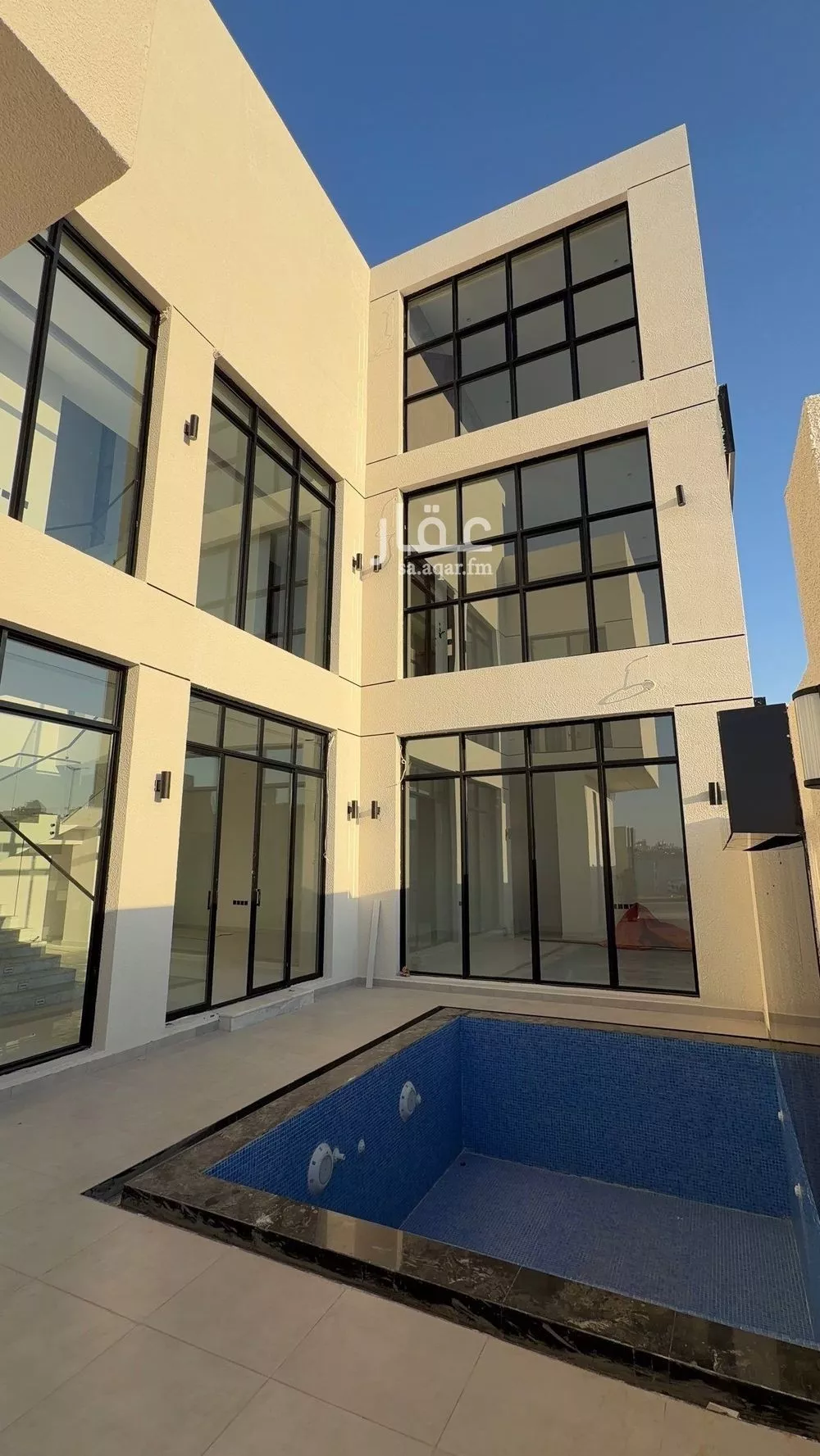 فيلا 6 غرف في المهدية 2