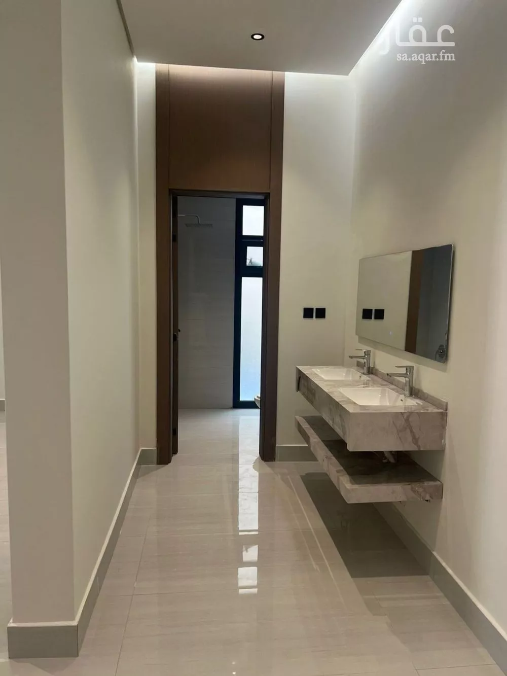 3 bedroom floor in Al Janadriyah 1