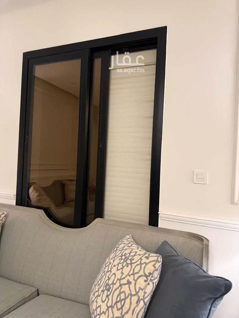 شقة 3 غرف في عرقة 1