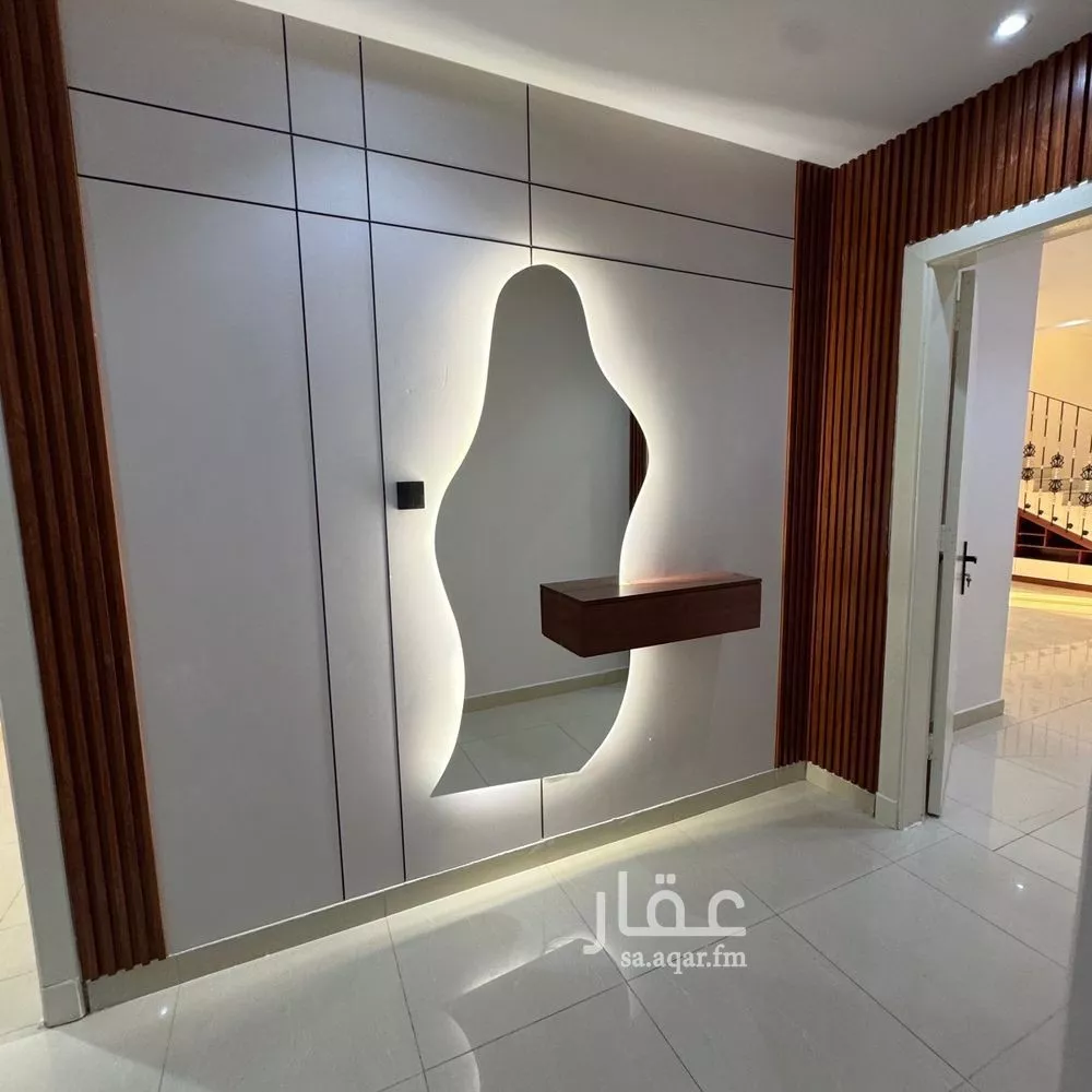 5 bedroom apartment in Al Hazm 3