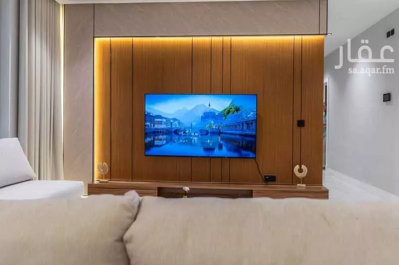 3 bedroom apartment in Al Malqa 5