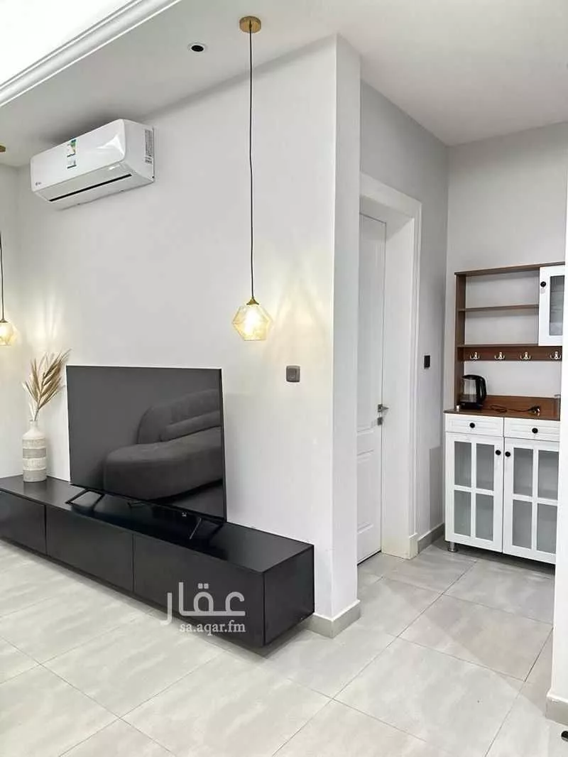 شقة 1 غرف في الملقا 2