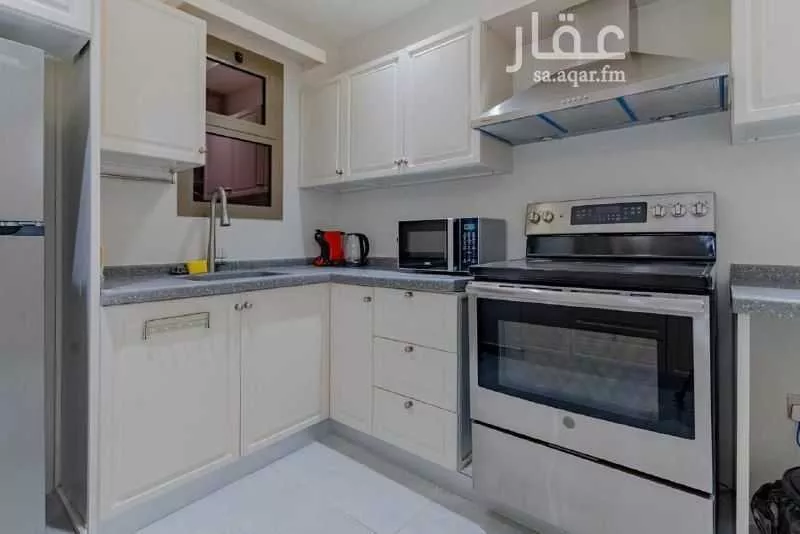 شقة 3 غرف في الملقا 5