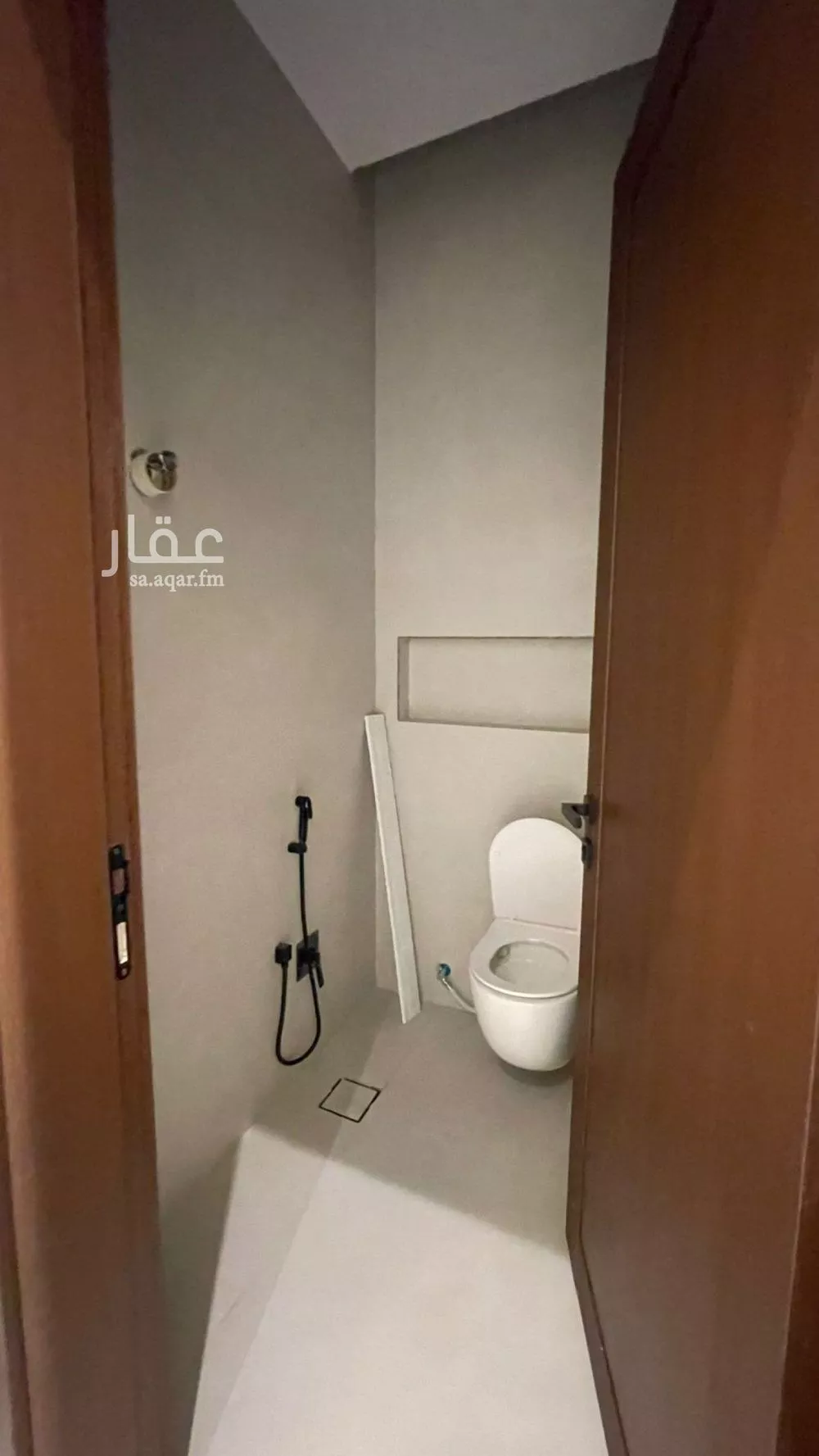 فيلا 6 غرف في المهدية 5