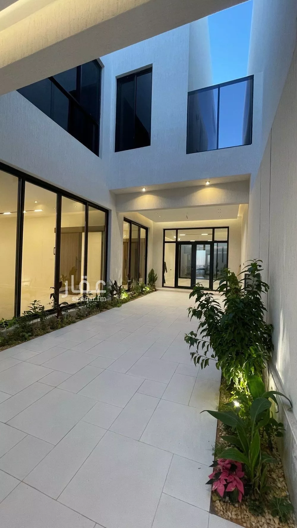 6 bedroom villa in Al Mahdiyyah 2