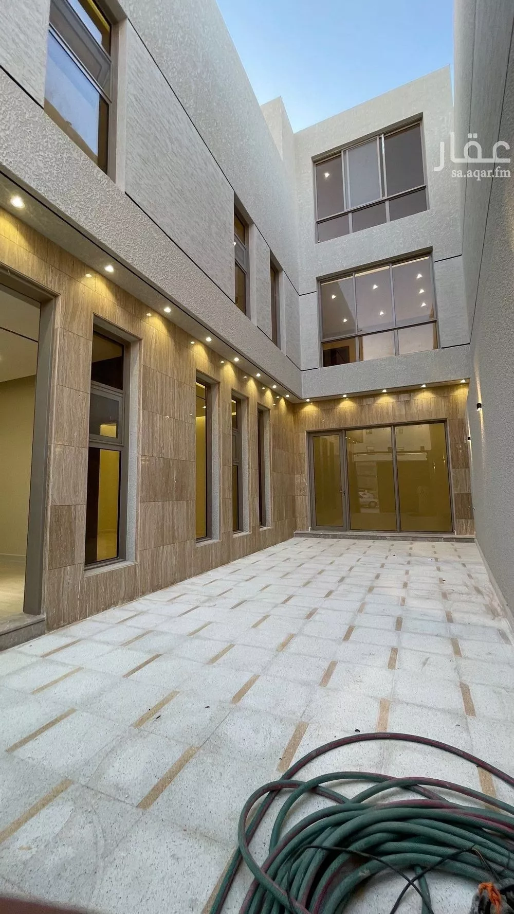 فيلا 6 غرف في المهدية 3