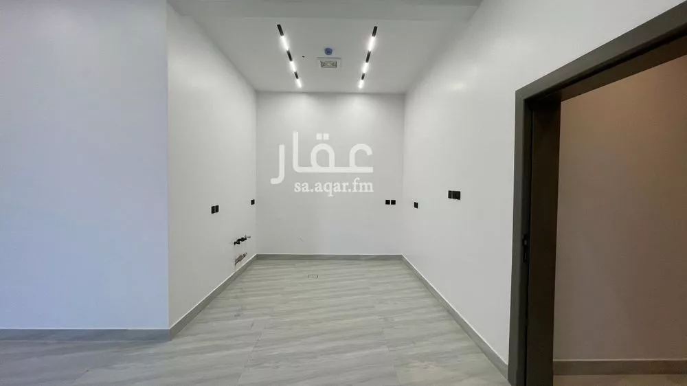 4 bedroom building in Al Mahdiyyah, Riyadh 8