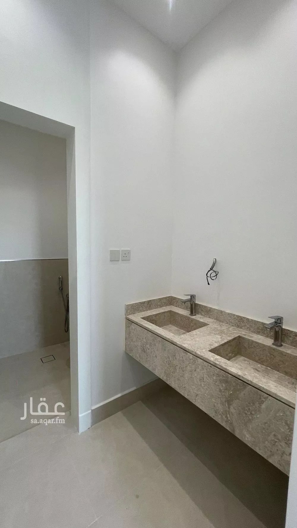 فيلا 6 غرف في المهدية 4