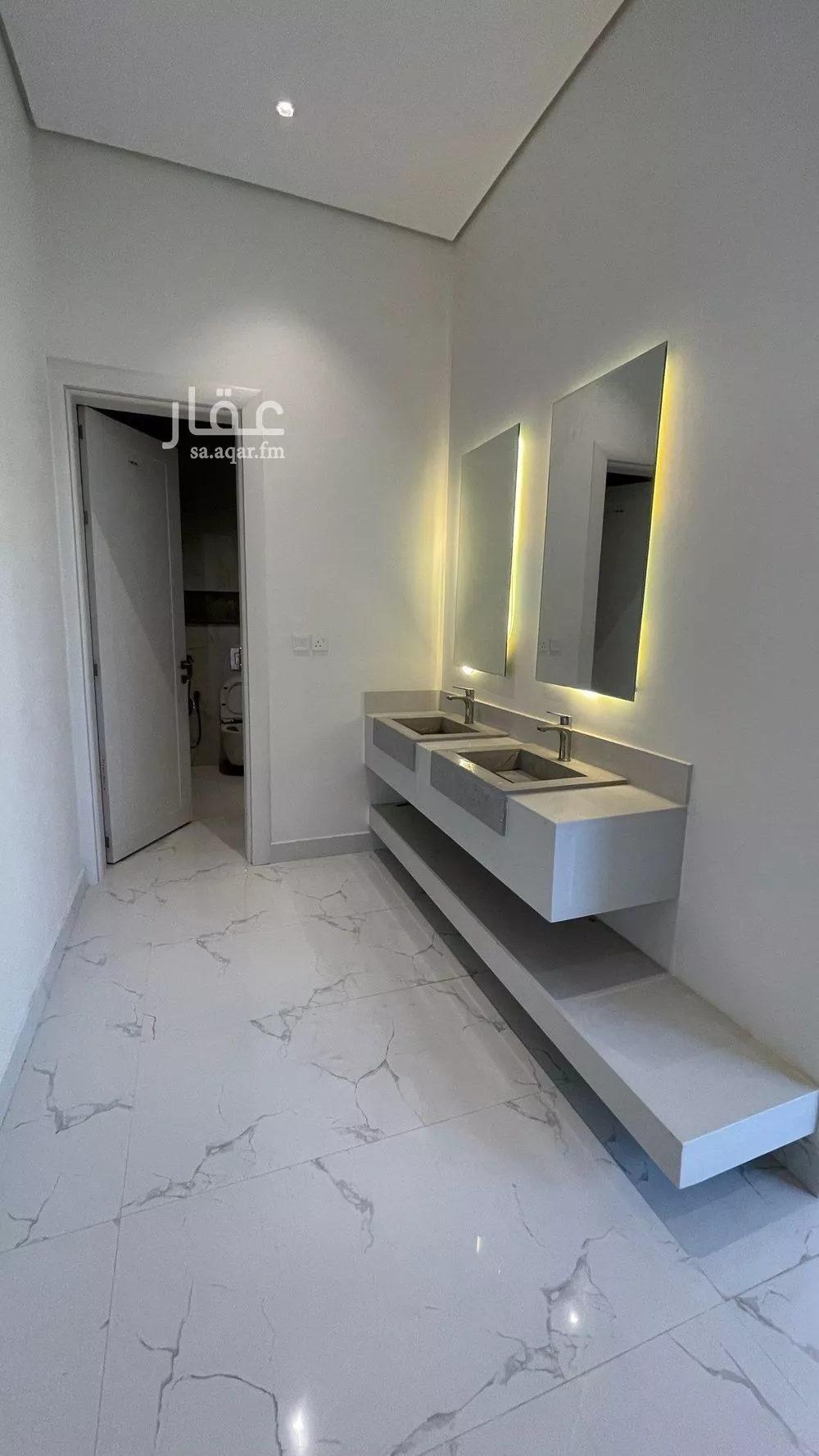 فيلا 7 غرف في المهدية 4